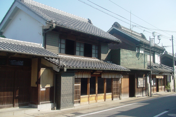 結城紬問屋街の紹介