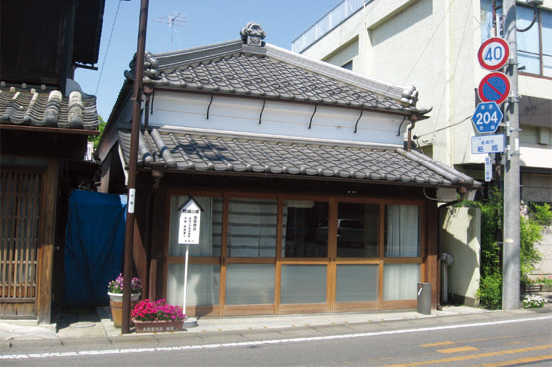 須関商店の紹介